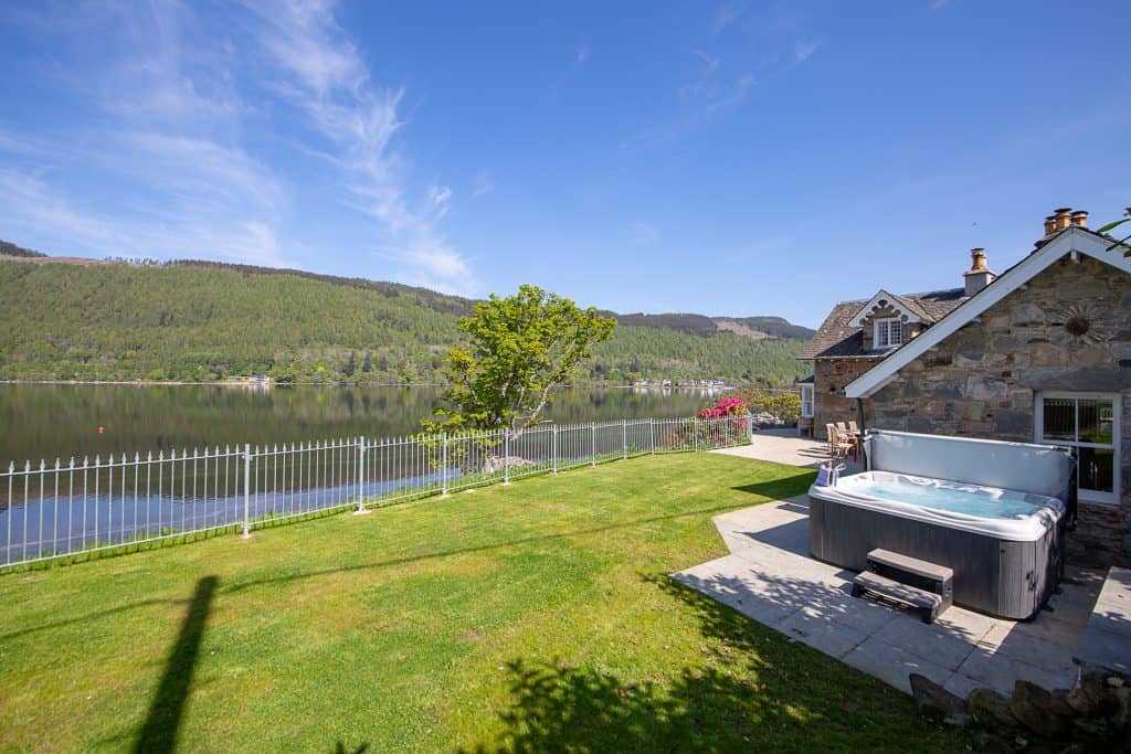 F03A7837HDR Taymouth Marina
