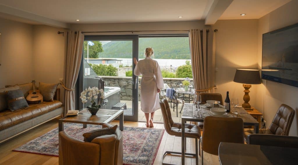 Taymouth Marina Living space 5 Taymouth Marina