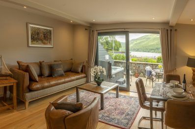Contemporary comfortable accommodation with views of loch